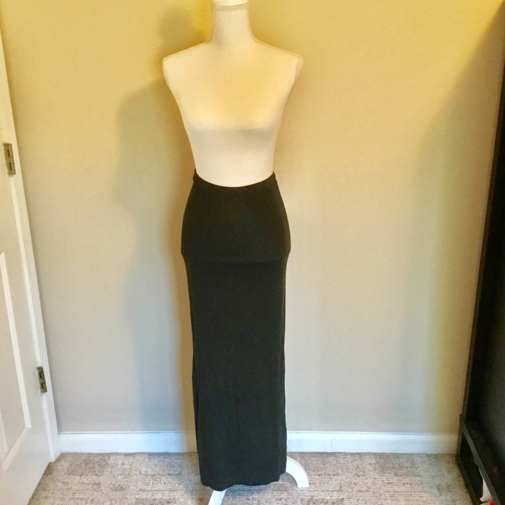 H&M DARK KHAKI GREEN Maxi Skirt